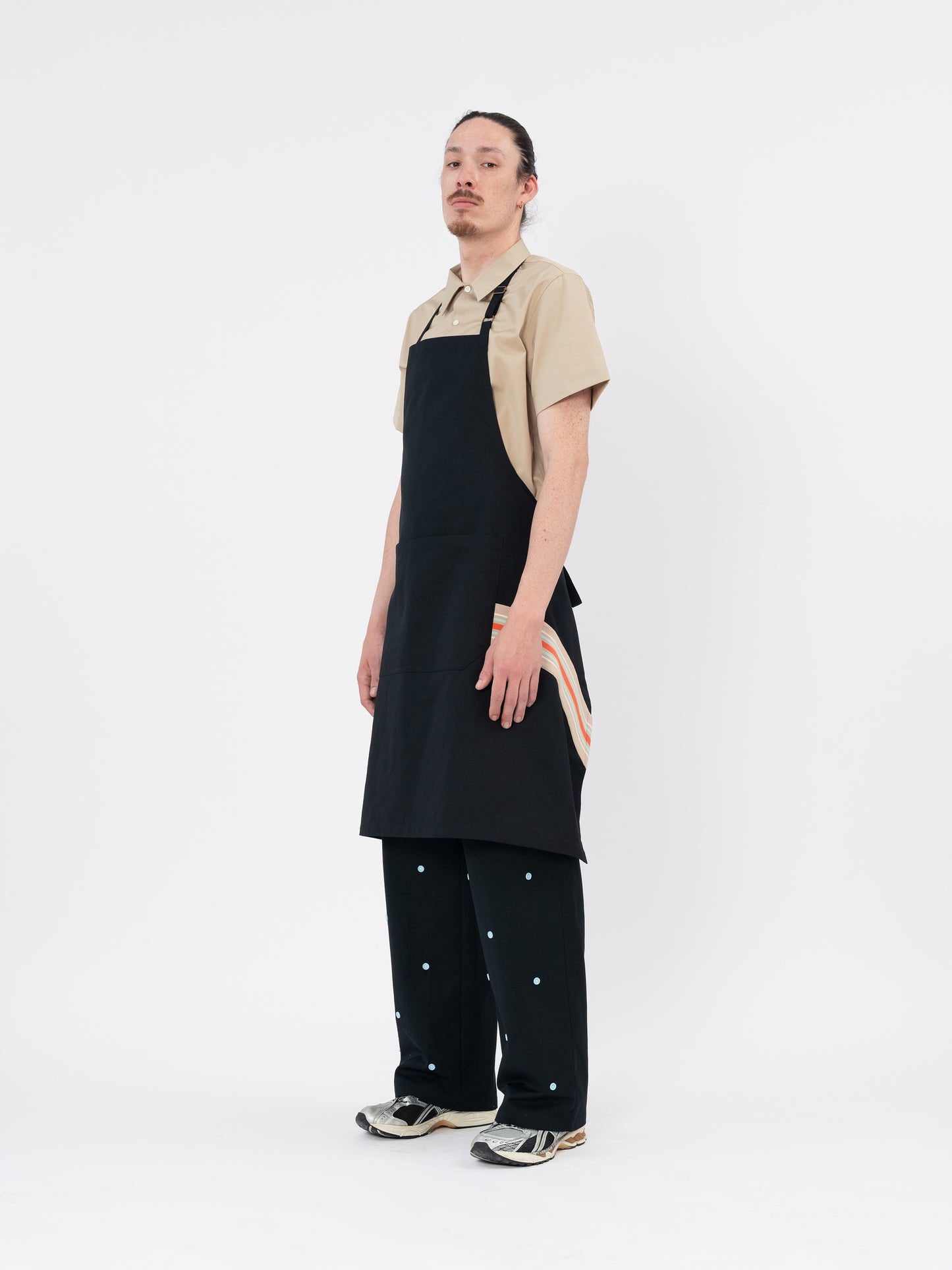 OLDERTASM Apron
