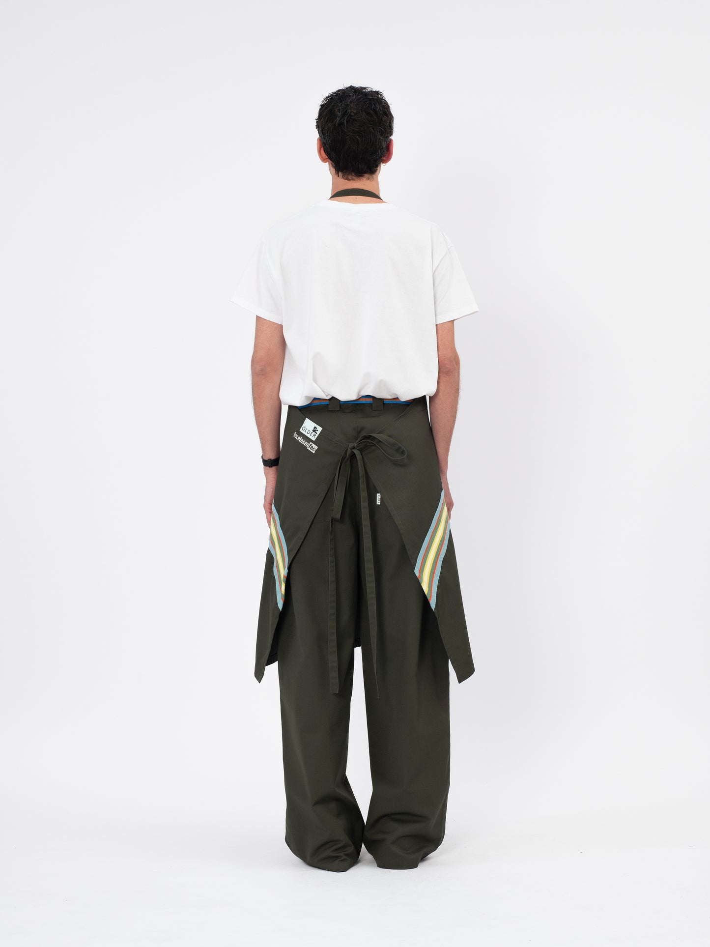 OLDERTASM Apron